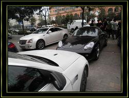 国产跑车贴标视频,贴标瞬间，速度与激情同框